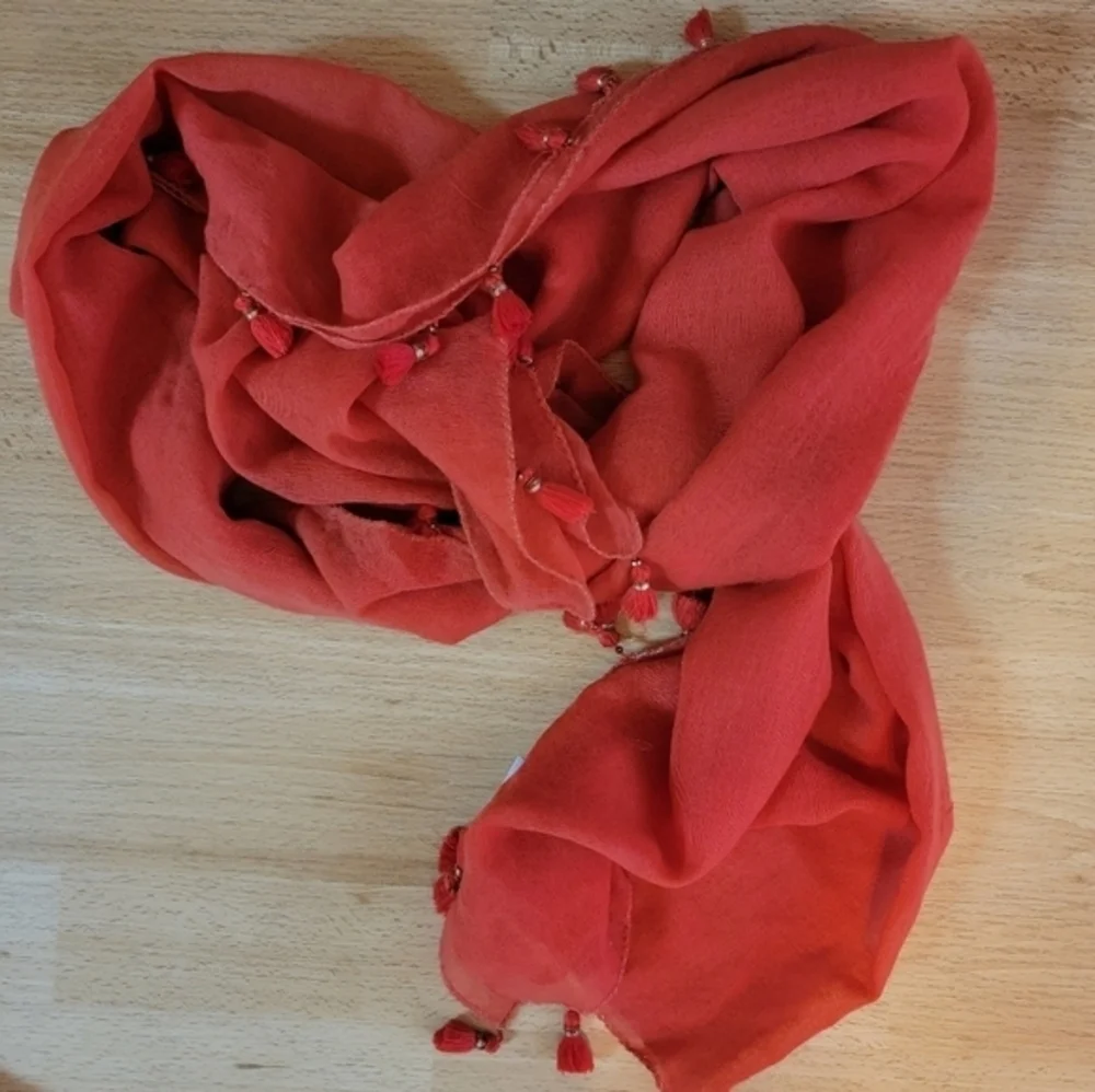 Anthropology by Lulla Collection by‎ Bindya 100% Wool Tassel Trim Scarf Red Boho
